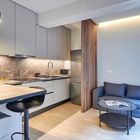 City-Center Apartment In Vibrant Monastiraki, Athens Atenas Exterior foto