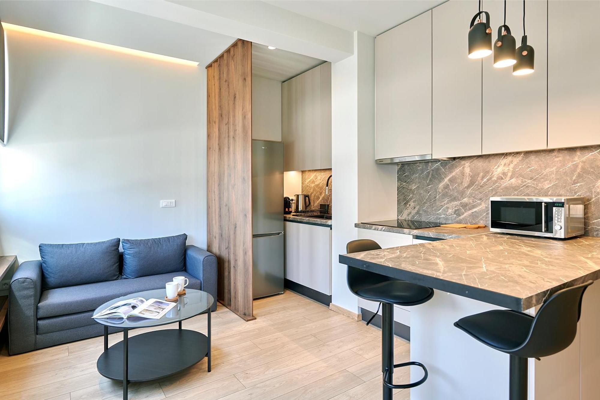 City-Center Apartment In Vibrant Monastiraki, Athens Atenas Exterior foto